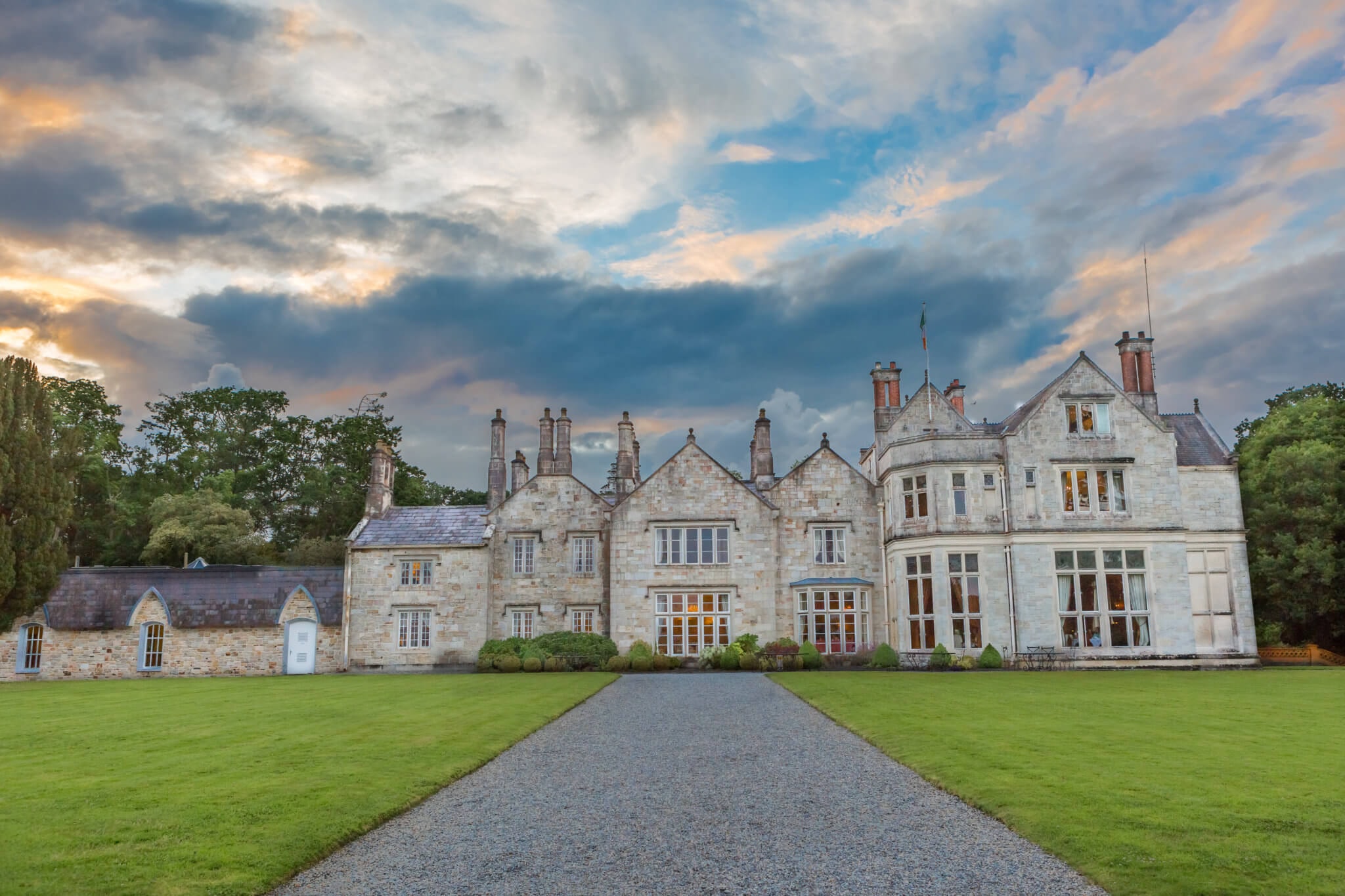Lough Rynn Castle Leitrim: Hotel, Gardens & Visitor Guide